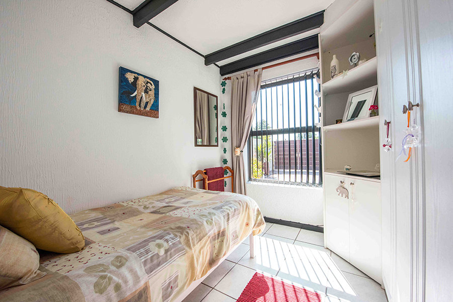 7 Bedroom Property for Sale in Bloubergrant Western Cape